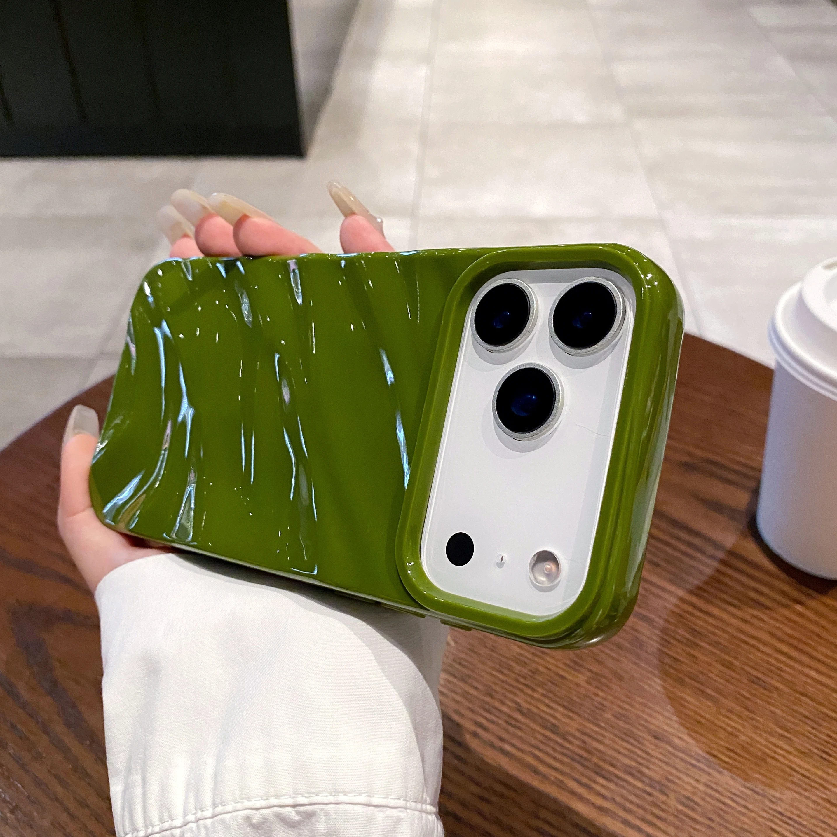 Silk Pattern Wavy Shockproof Phone Case - Soft Protective Back Cover