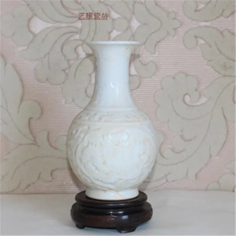 

Rare Song Dyansty porcelain bottle of tporcelain bottle of Hu Tian kiln, Hand-painted crafts,Free shipping