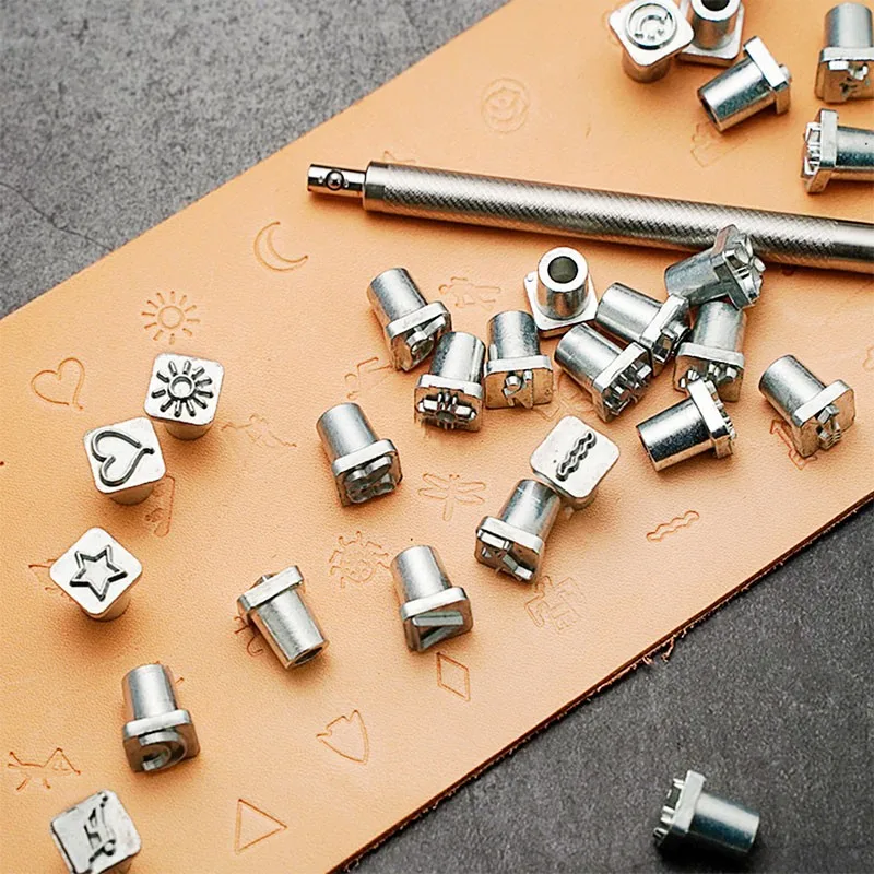 32Pcs Metal Stamping Punch Tool for Leather Patterns Stamps Tools DIY Stamping Steel Puncher Stamps Set 10*10mm
