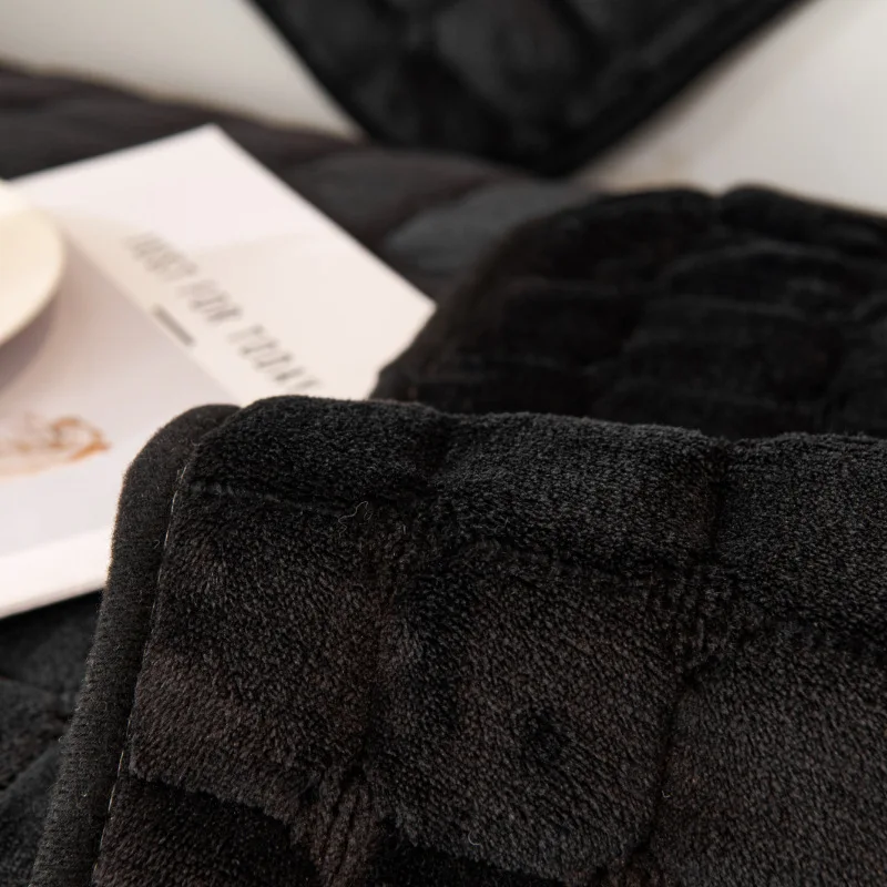 Thickened Flannel Sofa Cushion Simple Plaid Velvet Plush Non-Slip Cushion Leather Dustproof Living Room Sofa Cover Armrest Towel