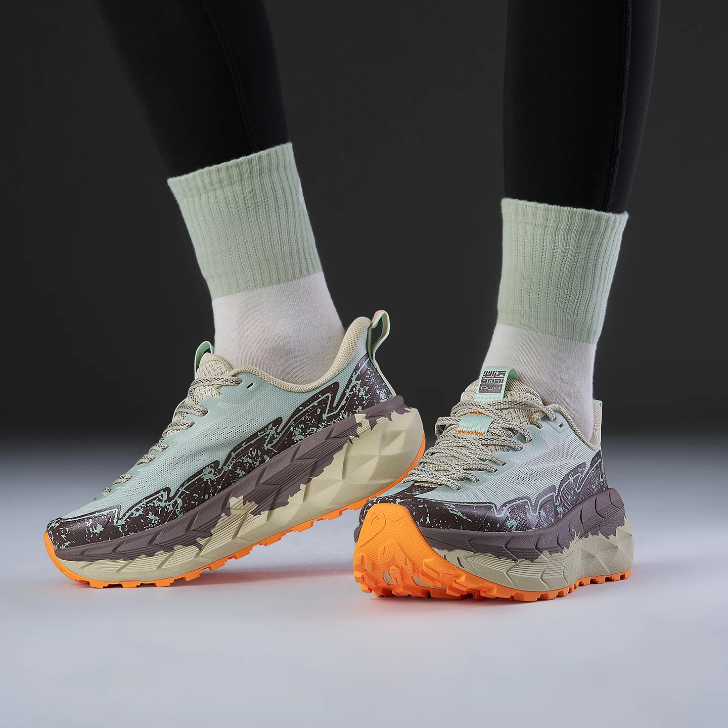 BMAI BM-XRPK222 Unisex Trail Running Cushion Sneakers - Image 2