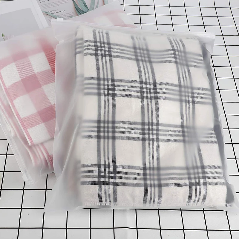 50Pcs Frosted Zipper Poly Bags Plastic Bags For Clothes Tshirt Packing Shipping Zip Bag For Sweater Skirt Organizer Storage Bag 6