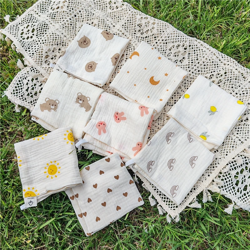 4pcs Cotton Baby Face Towel Newborn Baby Items 4 Layer Supersoft Muslin Bibs Handkerchief Saliva Towel Feeding Burp Cloths