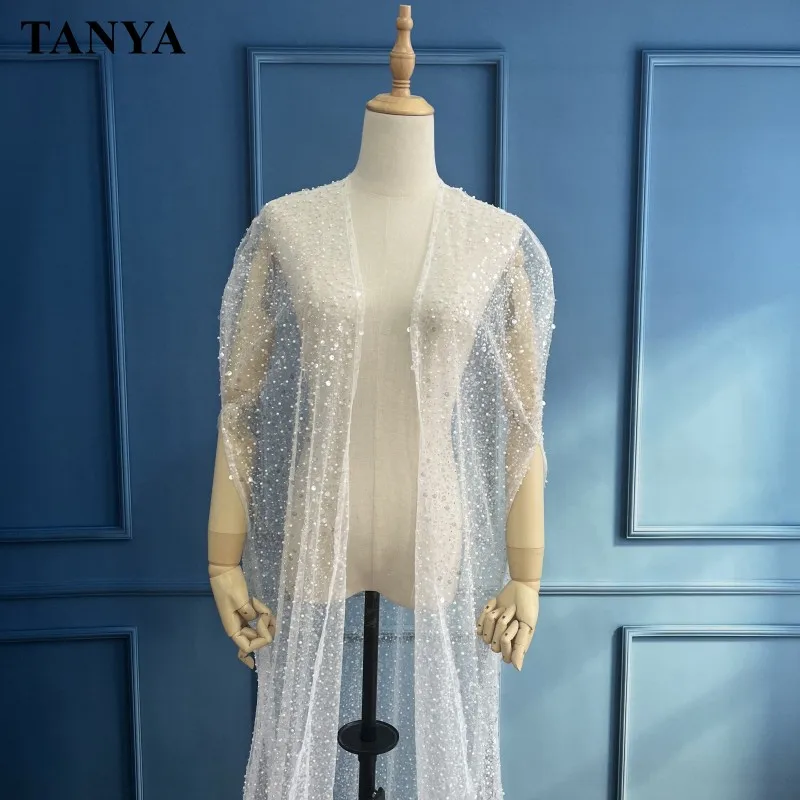 Рисунок 4 - Роскошная блестящая Длинная накидка с коротким шлейфом