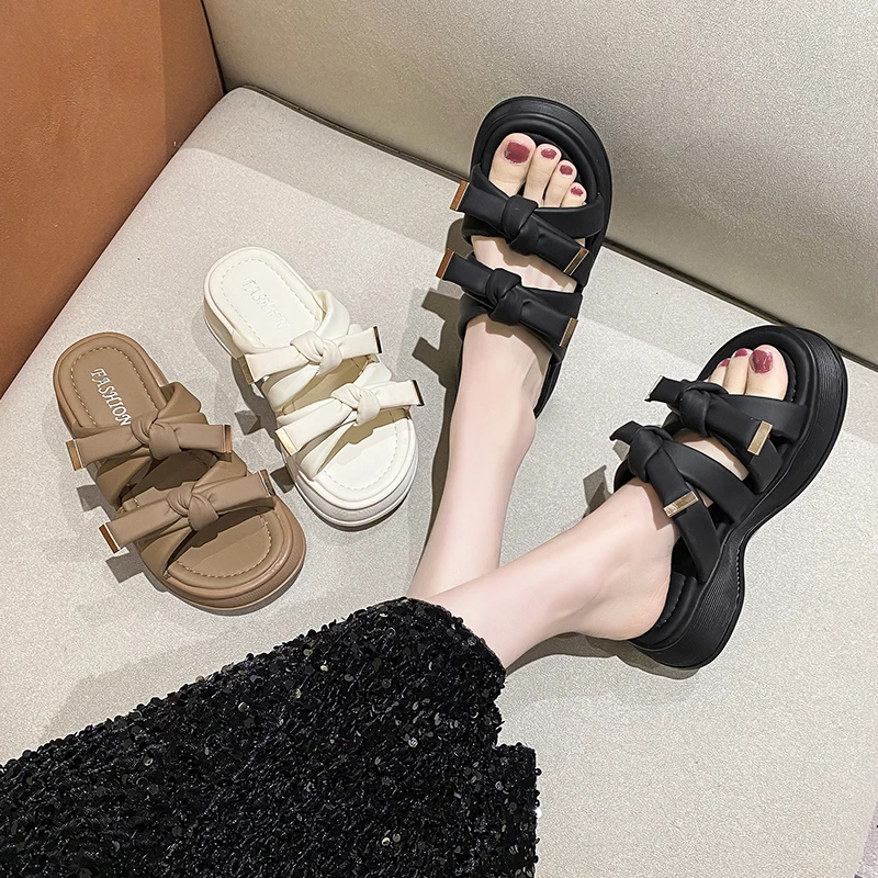 

Тапки Женские повседневные на платформе, сланцы с бантом-бабочкой, на среднем каблуке, роскошные пляжные тапки, резиновая обувь в римском стиле, для лета, 2024