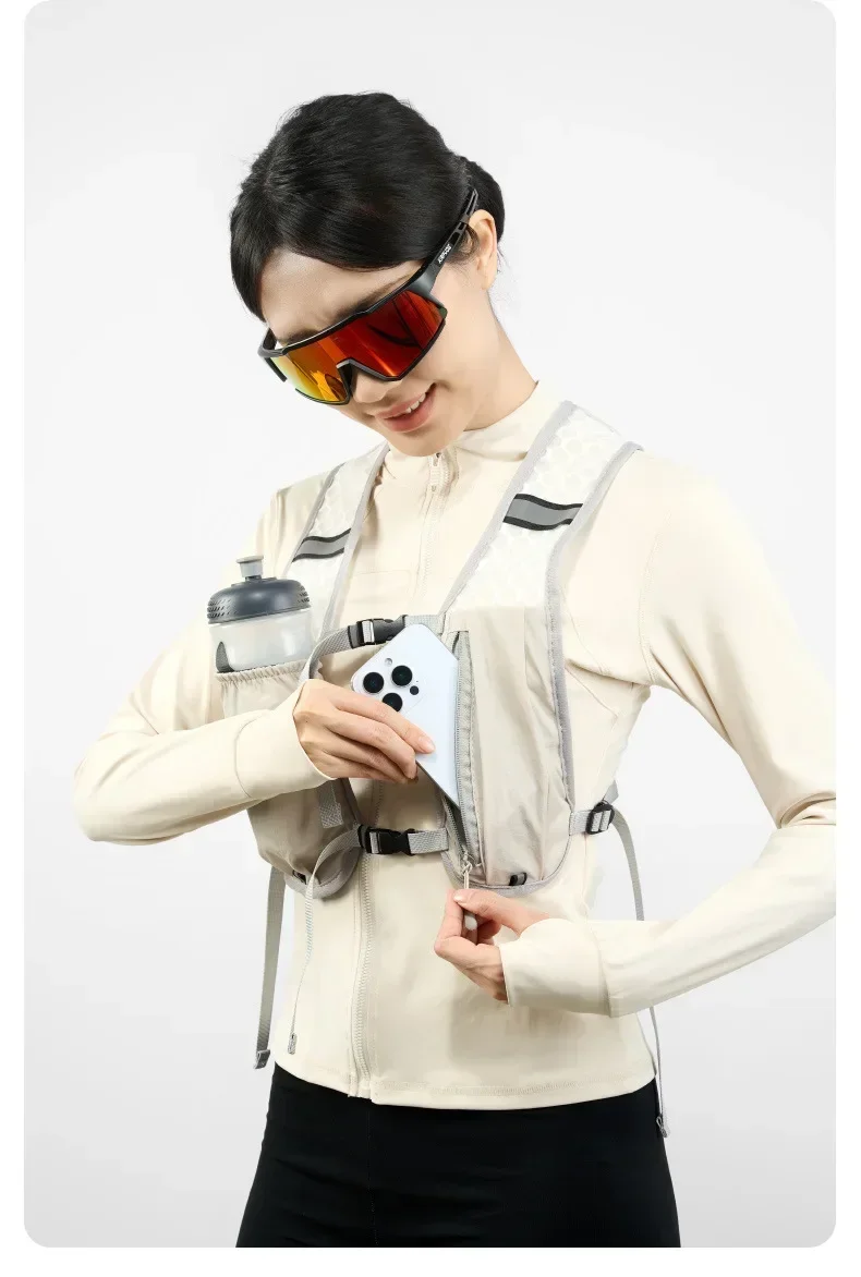 New Running Water Bottle Storage Vest Lightweight Running Vest Reflective Hydration Water Chest Pack With Phone Holder