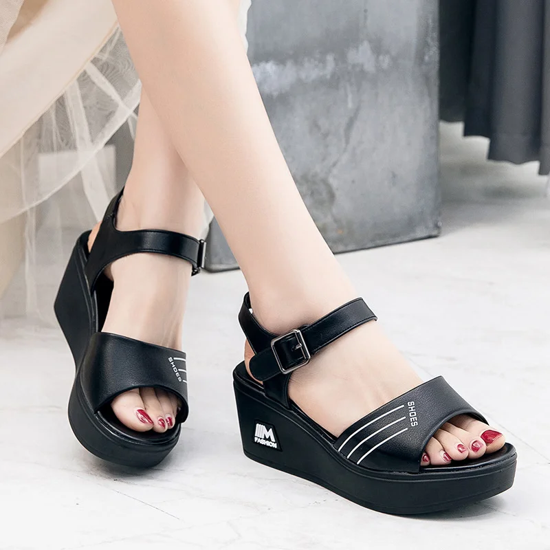 Black Open Toe Wedges Heel Sandals Women's New 2024 Summer Fashion Anti-slip Soft Leather Sole Mother High Heel Sandals