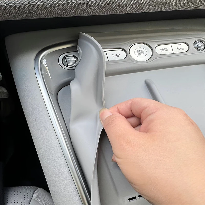 BYD Sealion 05 EV 20252027용 차량 중앙 제어 무선 충전 실리콘 패드 컵 홀더 패드 인테리어 액세서리