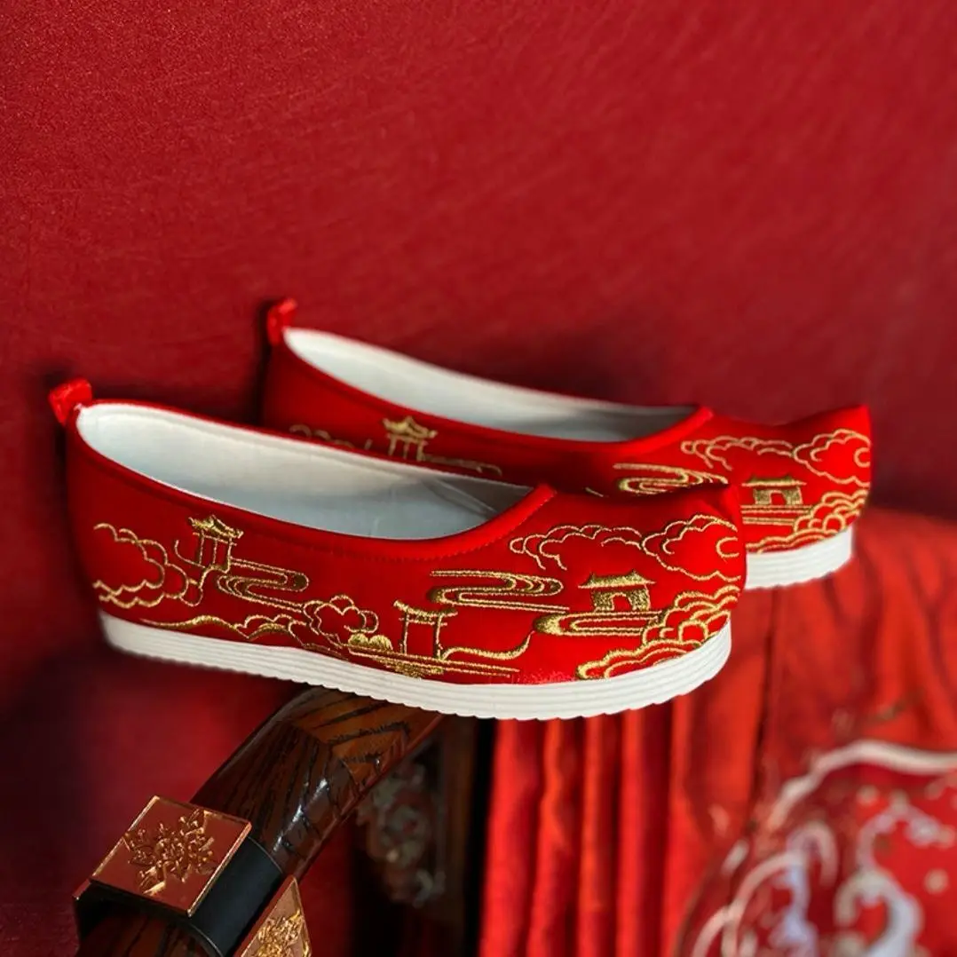 chinese ancient gold embroideried hanfu shoes summer unisex casual flat cloth shoes adult team performance match kungfu