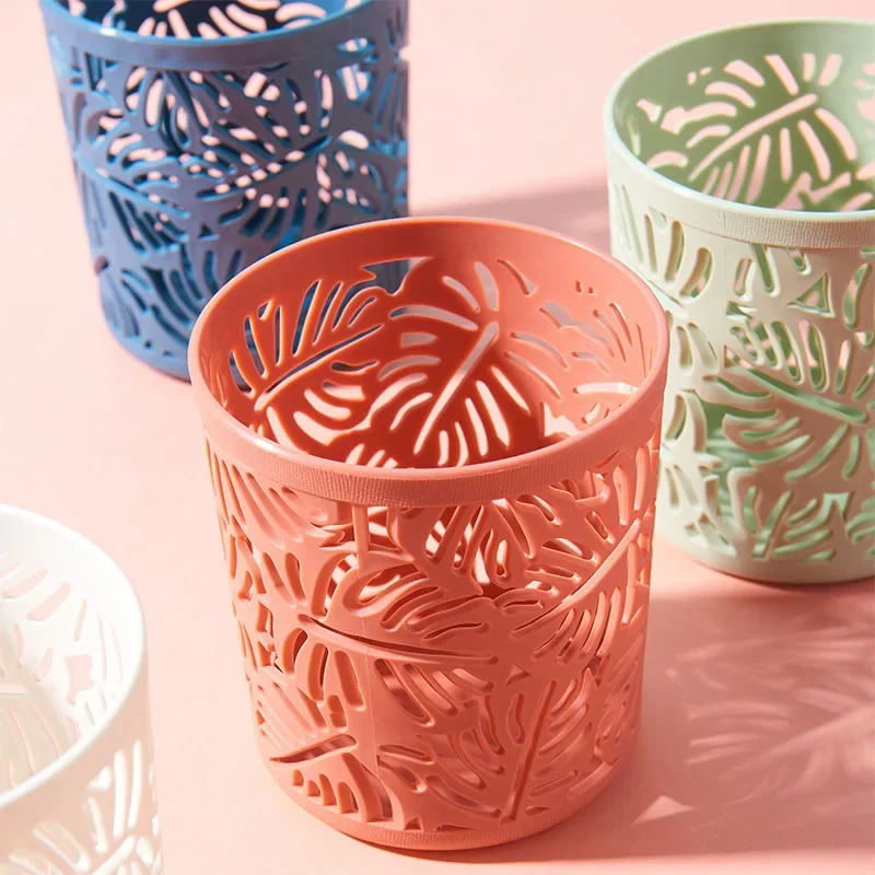 Creative Hollow Leaves Pencil Pot Holder Brush Storage Container Desk Organizer Plastic Stationery Pen Holder Office Supplies pen holder pen and brush holder desk organizer brush holder