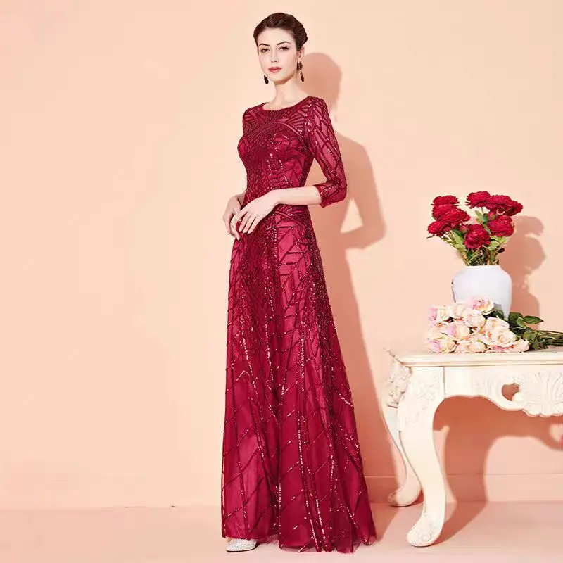 A-Line Wine Red Mother Of Bride Dresses Long Modest Floor-Length O-Neck Sequin Wedding Party Dresses