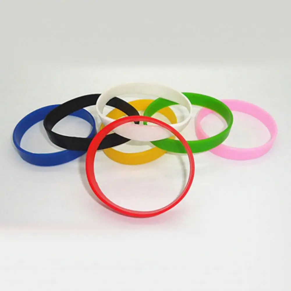 2Pcs Fashion Silicone Wristbands Wrist Bands Solid Color Sports Design Bracelets