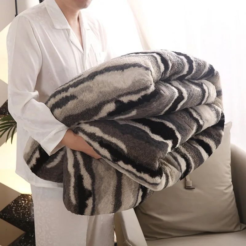 2024 ארנב חדש קטיפה קטיפה קטיפה חורף שמיכת ג 'ילין סדרה של שיער מתולתל ללא ציפית