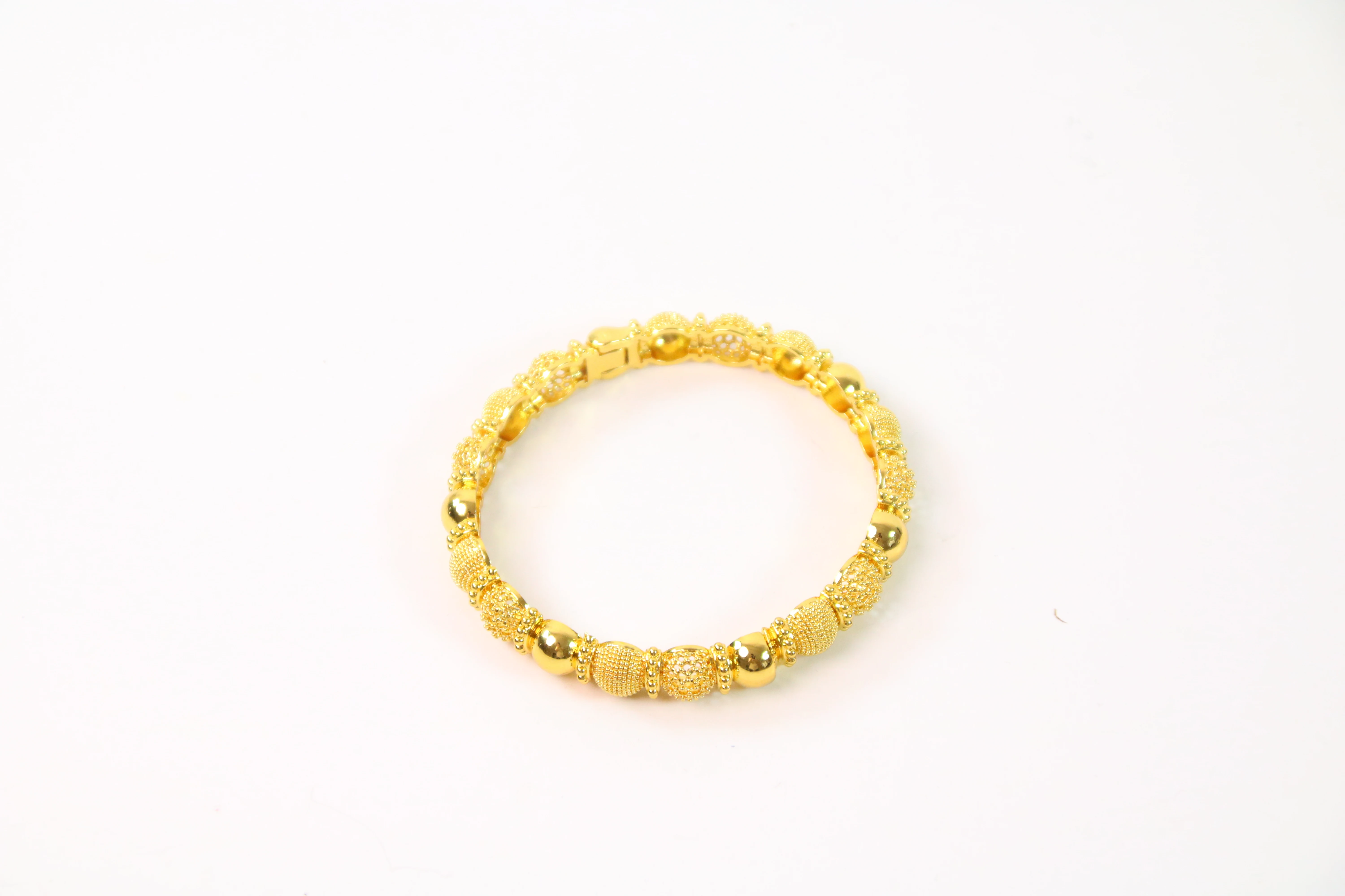 

2023 round bracelet jewelry for woman gift