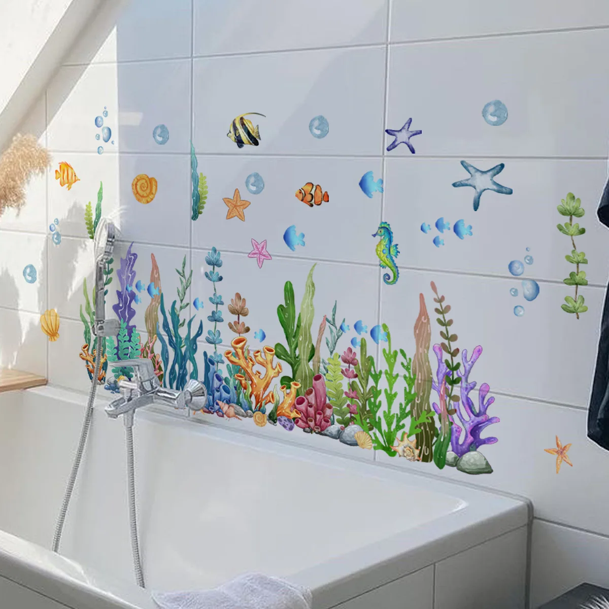 Ocean Sea Animals Fishes and Seaweed Coral Bathtub Sticker for Nursery Bathroom Shower Background Wall Self-Adhesive Decoration