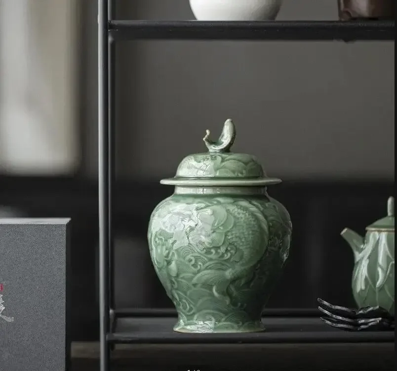 

Creative Celadon Relief Ceramic Storage Tank Sealed Pot Kungfu Tea Set Tea Pot Tea Box Chinese Tea Ceremony Accessories