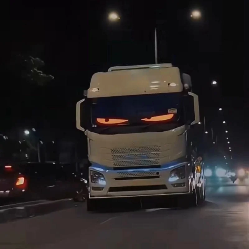 Flexible LED Sign Board Customize LED Sign Display Smart Programmable Eye LED Screen Truck Panel Led Matrix Panel for Truck