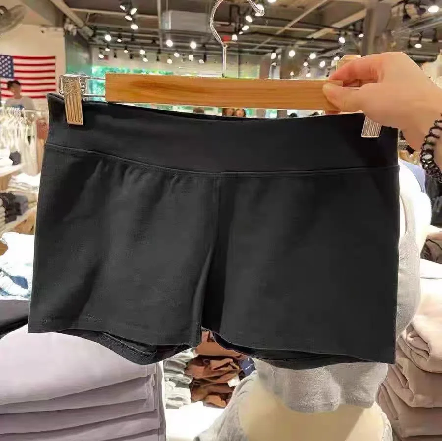 Black 01