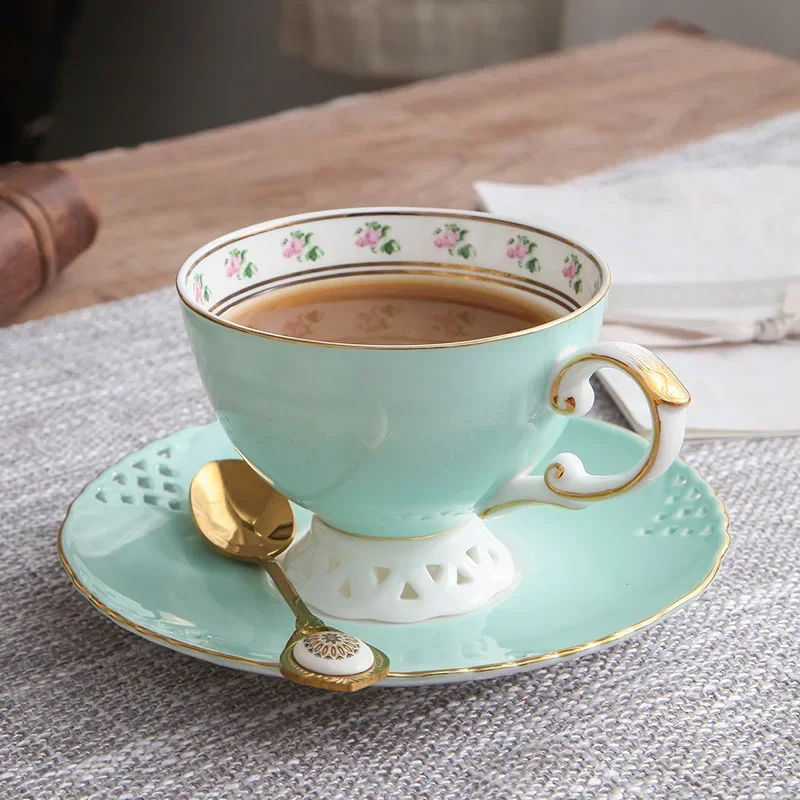 

High End European Bone Porcelain Coffee Cup and Plate Exquisite Ceramic Tea Cup English Hollowed Out Carved Tableware Tea Set