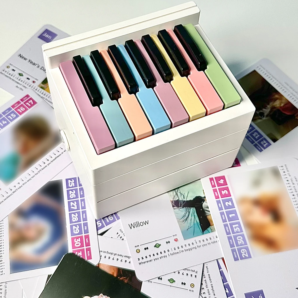 Desktop Mini Piano Calendar Music Sheets Toy Desktop Peripheral Ornaments Piano Desk Calendar Mini Gift for Fans