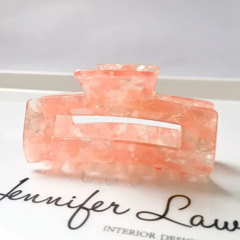 Рисунок 5 - Новые жесткие красочные пластиковые заколки-крабы