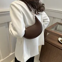 Nouveau sac de Baseball en forme de lune haut de gamme à la mode montrant un sac à bandoulière unique pour femmes de luxe sacs à main élégants pour dames bolso mujer 2