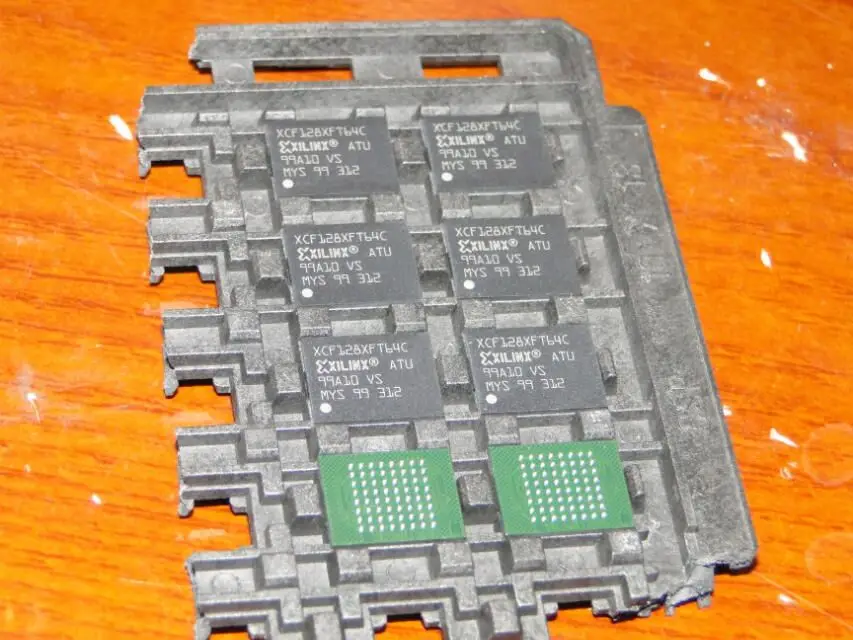 

XCF128XFTG64C BGA64 (Ask the price before placing the order) IC microcontroller supports BOM order quotation