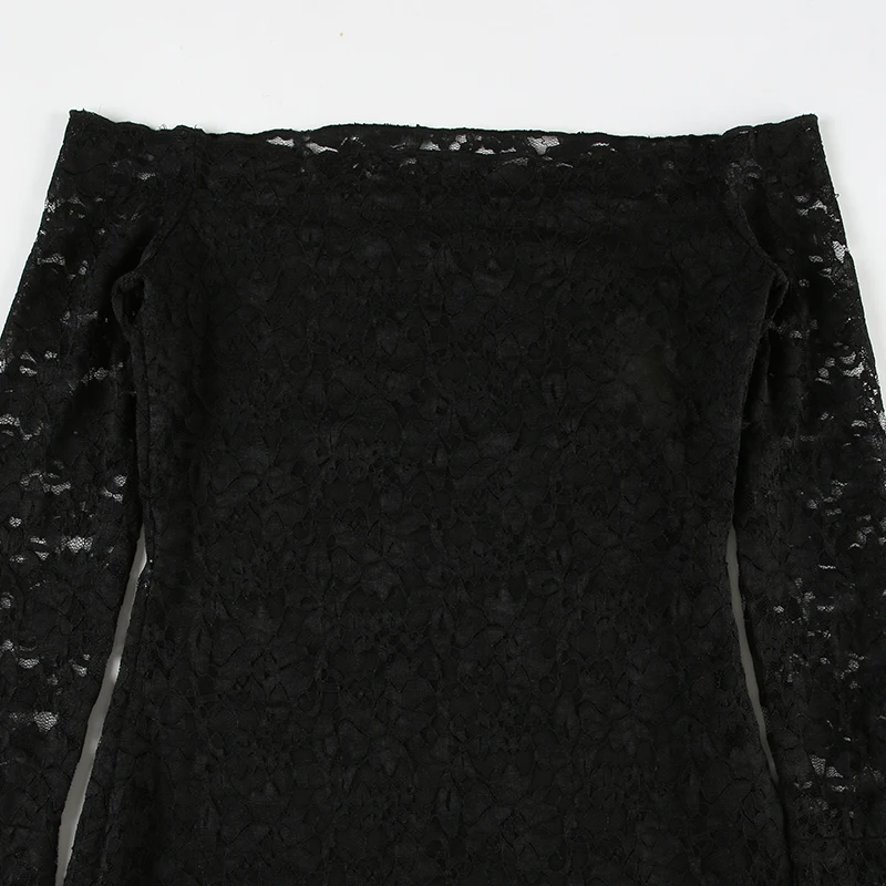Vestido minivestido negro de encaje transparente, sexy, ajustado, con mangas largas acampanadas y cuello oblicuo, a la moda.