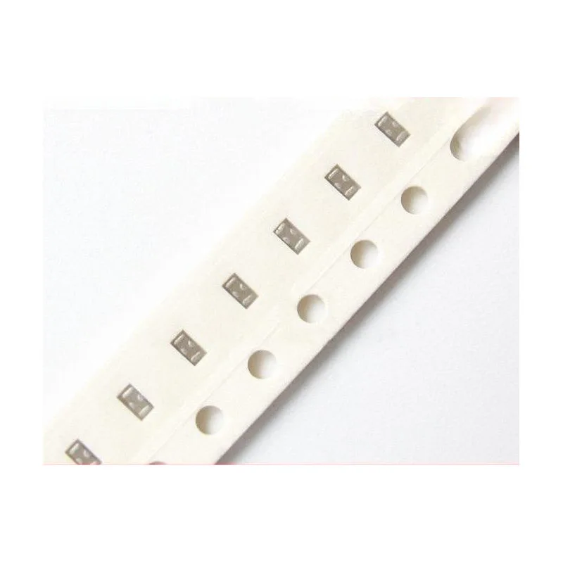 20개 CSTNE8M00GH5C000R0 SMD3213-3P 8MHz 33pF 40Ω -40 ℃ +125 ℃   세라믹 공진기 (수동)