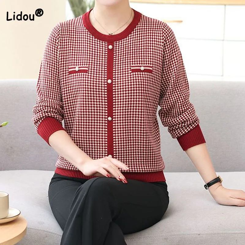 

Temperament Plaid Women's Round Neck Sweaters Autumn Winter New All-match Fashion Button Patchwork Knitted Pullovers for Female