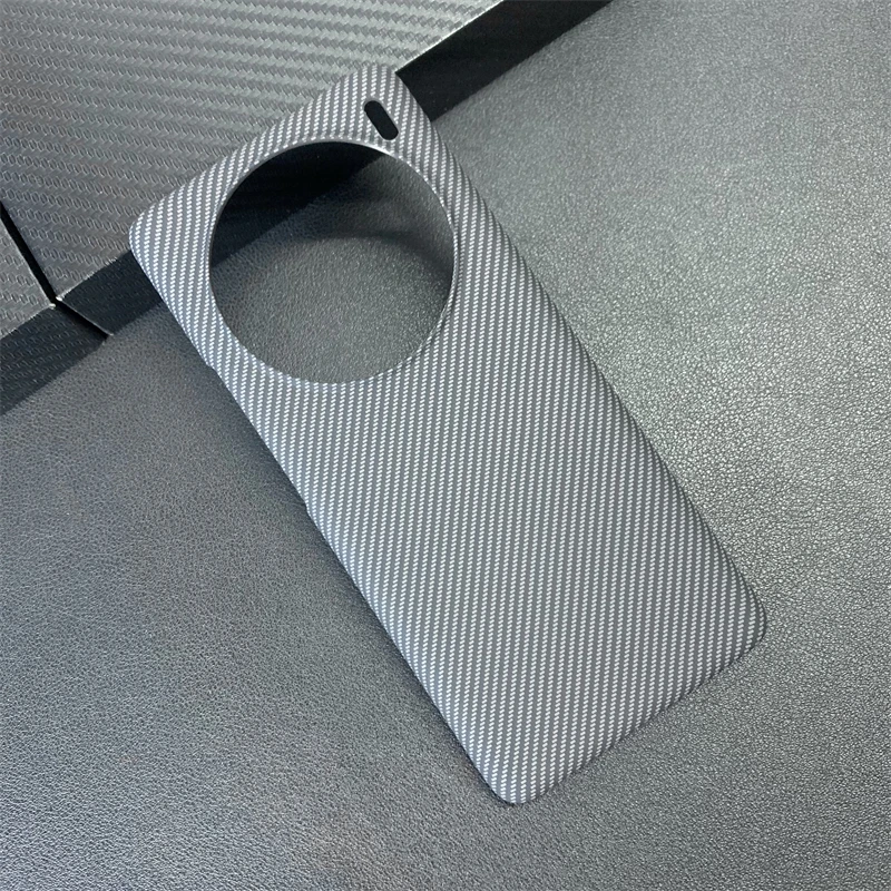 Ultra-Thin Frosted Carbon Fiber Texture Case with Skin Feel Matte Finish Protective Cover