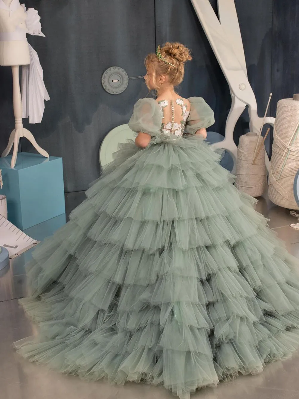 

Puffy Green Flower Girl Dress Pretty Tulle Dress Princess First Communion Dress Girls Wedding Party Dress