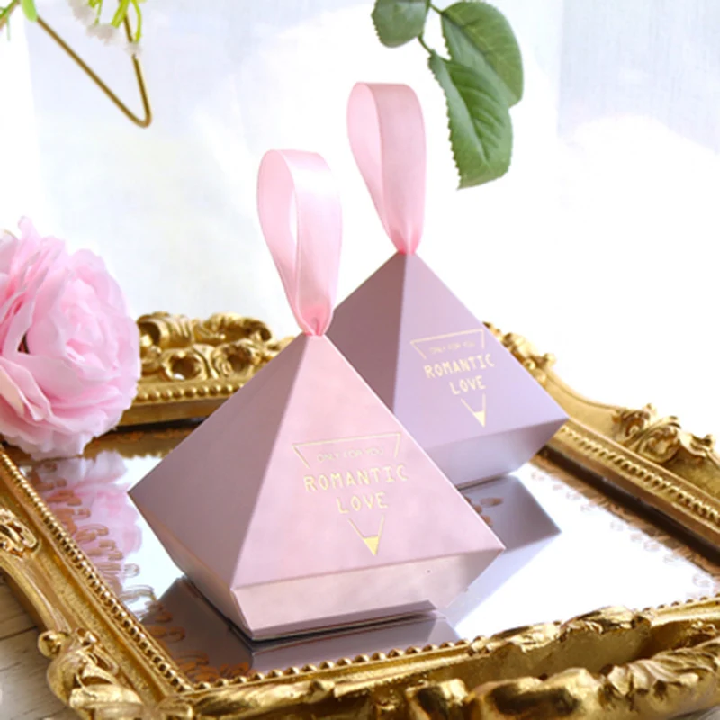 

Triangular Pyramid Marble Candy Box Wedding Favors Gifts Boxes With Ribbon Chocolate Box Party Supplies Baby Shower