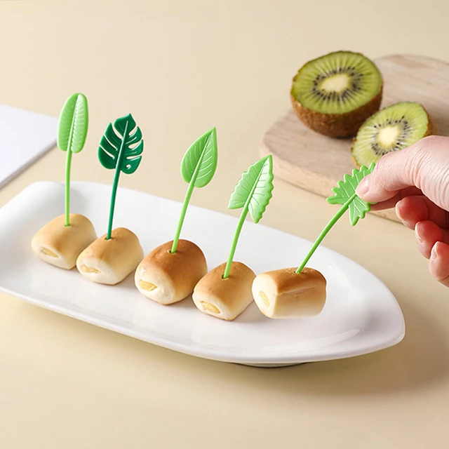 10 Darabos Műanyag Gyümölcs Villák Mini Rajzfilm Levél Alakú Snack Desszert Torta Dekoráció Ételek Válogatás - Image 6