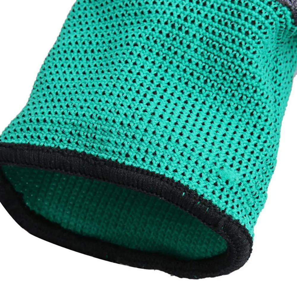 Garden Gloves with Claws 4