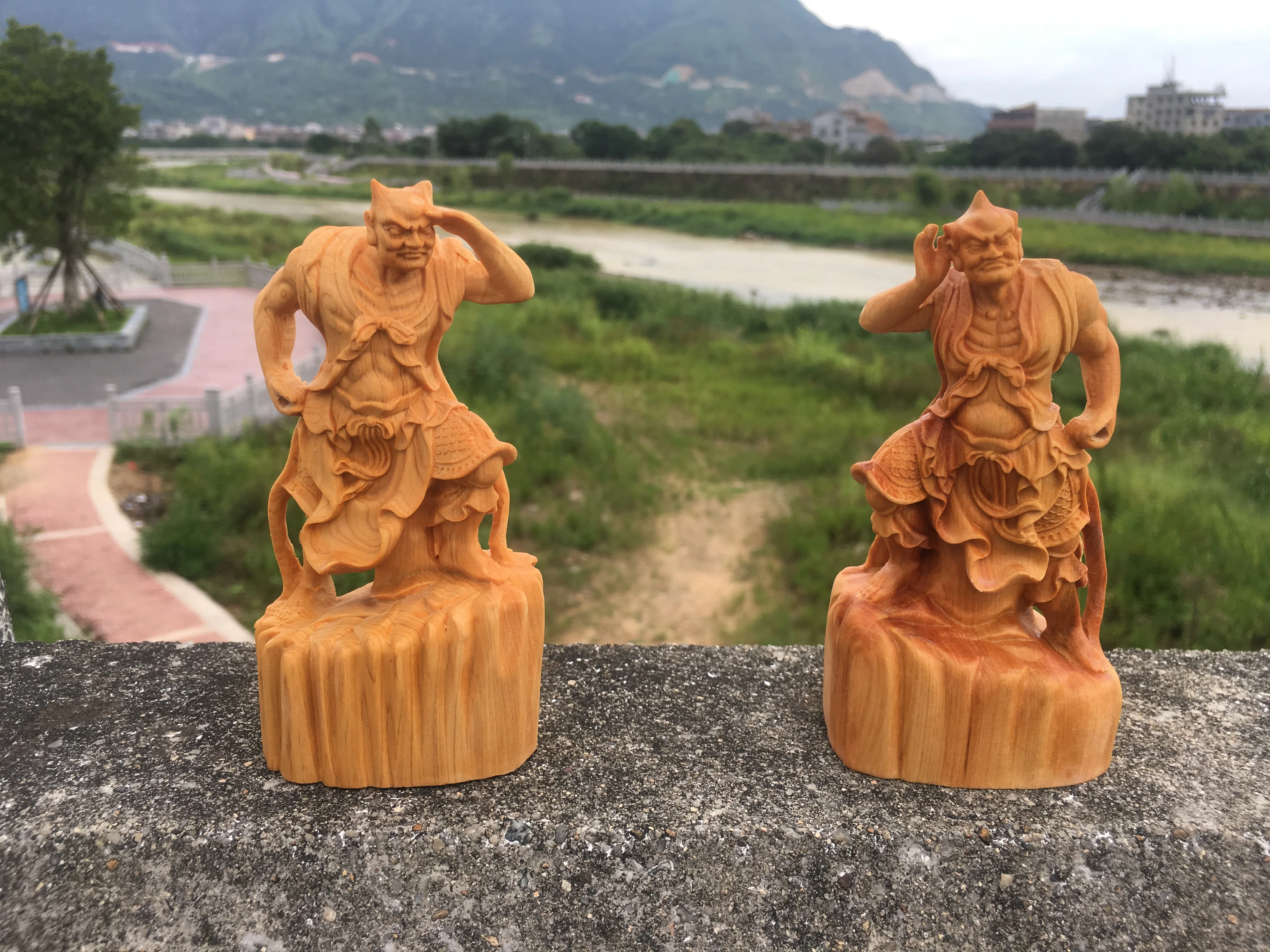 Hand-Carved Wooden Thousand-Mile Eye and Wind-Accompanying Ear General Statues, Elegant Mazu Guardian Figurines for Display 6
