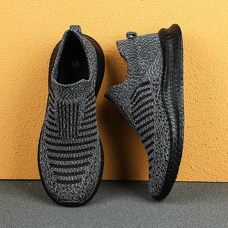 

Men Shoes Lightweight Sneakers Men Plus Size Fashion Casual Shoes Summer Breathable Wear-resistant Men Loafers Zapatillas Hombre