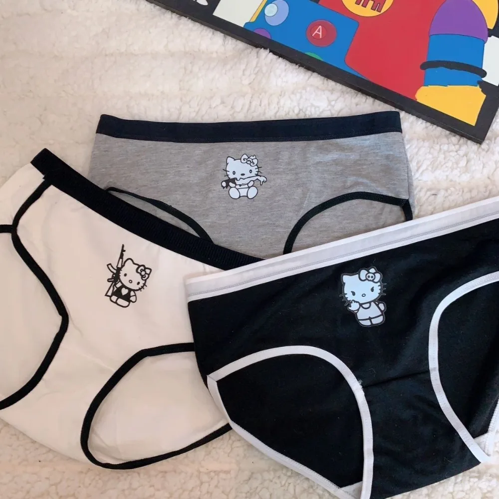 

1-3pcs Sanrio HelloKitty hot girl pure desire cotton girls cute low waist sexy black and white antibacterial briefs female gift