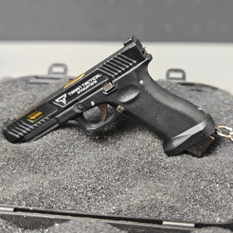 2025 New Glock 34 Tactical Alloy Mini Pistol Keychain 1:3 Scale
