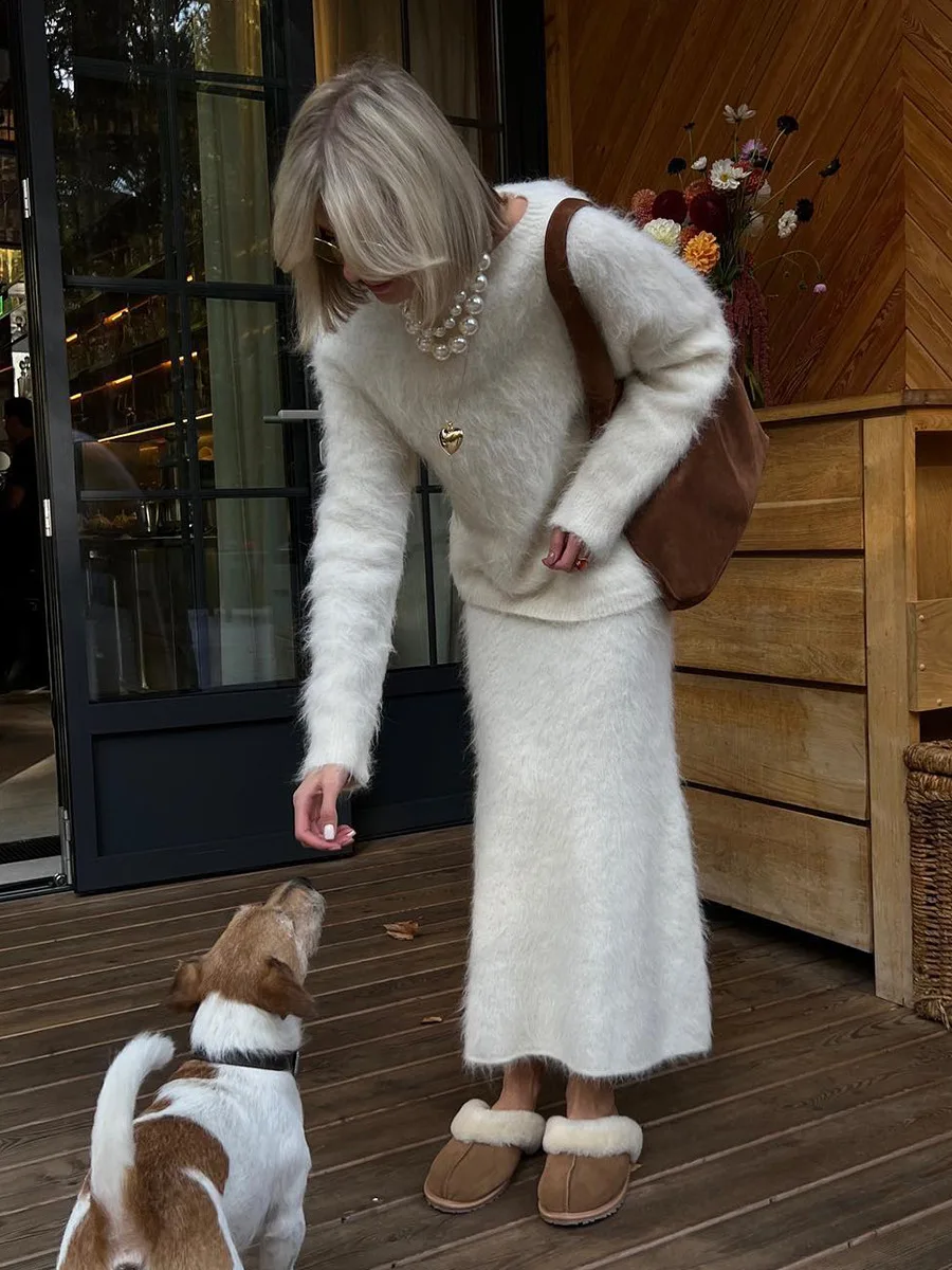 Bornlladies Winter Fashion Wool Knitted Streetwear 2-Piece Set Oversized Pullover High Waist Skirt Women Casual  Lounge Outfit