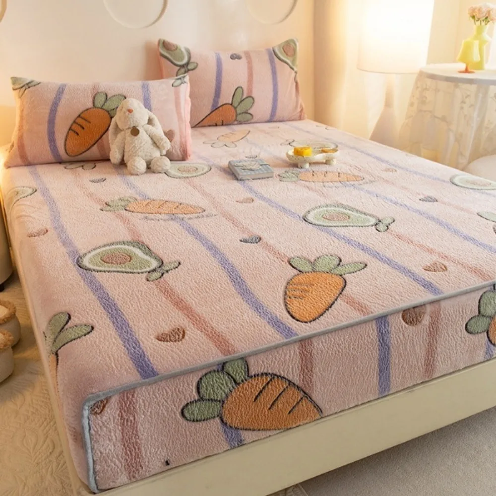 1 Pc Warm Coral Velvet Fitted Sheet Elastic Mattress Cover Fluffy Coral Fleece Bed Sheet Winter Warm and Cosy Plush Fitted Sheet 4