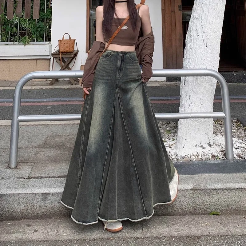 Mela brown [elastic waistband at back]