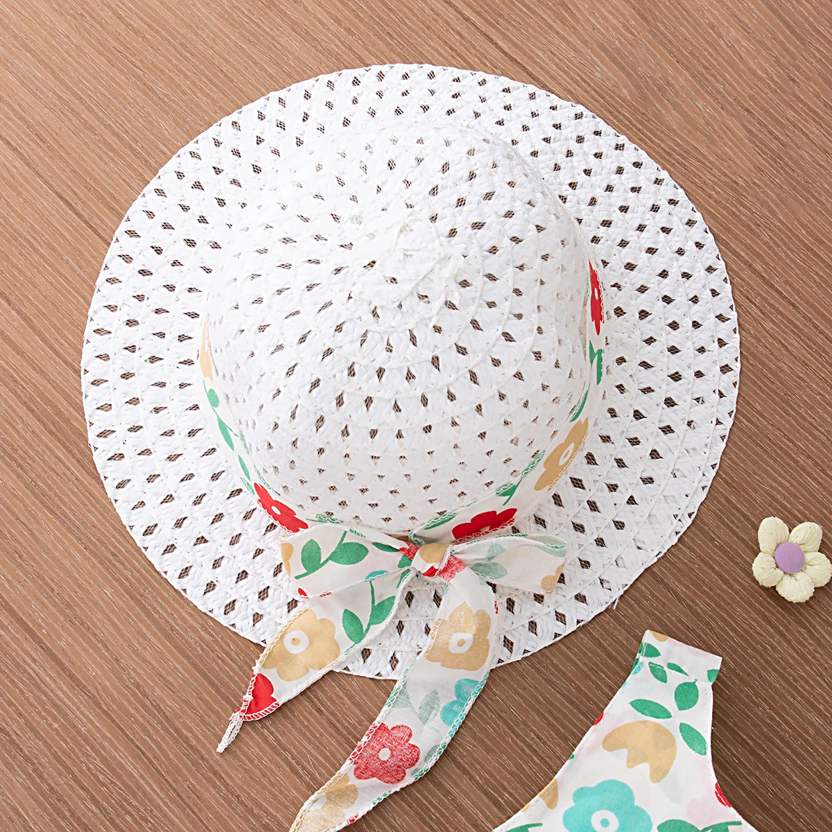 فستان بناتي صيفي طبعة زهور وقبعة