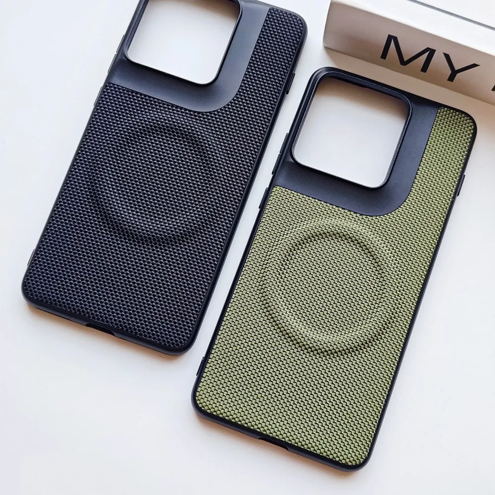 Kona Leather Phone Case with Magnetic Closure in Minimalist Style