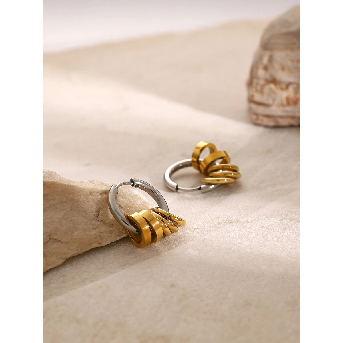 Uworld Personalized Charm 316 Stainless Steel Huggie Unusual Earrings 18K Gold Plated Geometric Hollow Women Fashion Jewelry - Image 3