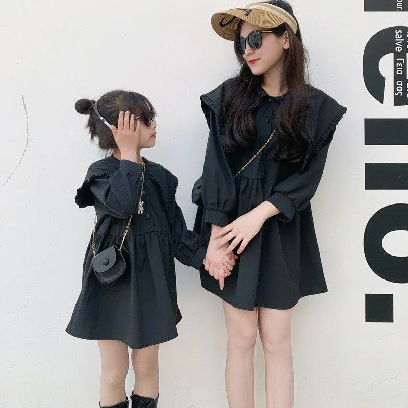 

2023 Autumn New Mother and Daughter Black Dress Mom Baby Girls Matching Clothes Equal Women Long Sleeve Dresses