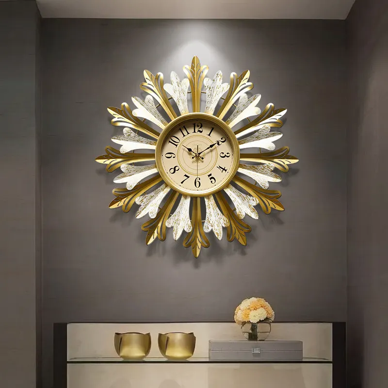

Modern Luxury Wrought Iron 3D Gold Wall Clocks Home Livingroom Mute Metal Clock Wall Mural Decoration Hotel Wall Sticker Crafts