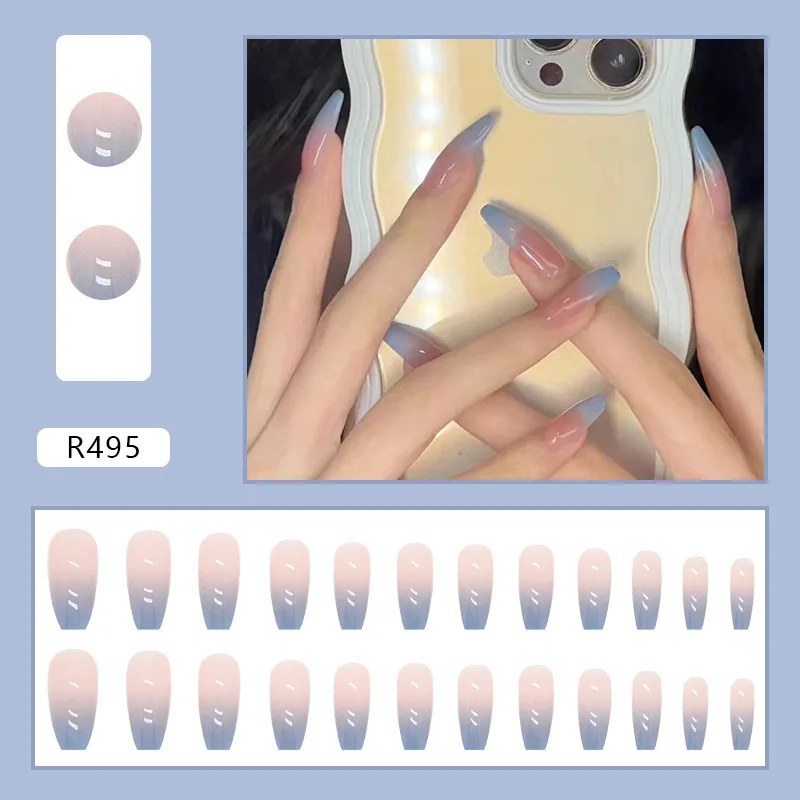 R495 Press On Nails