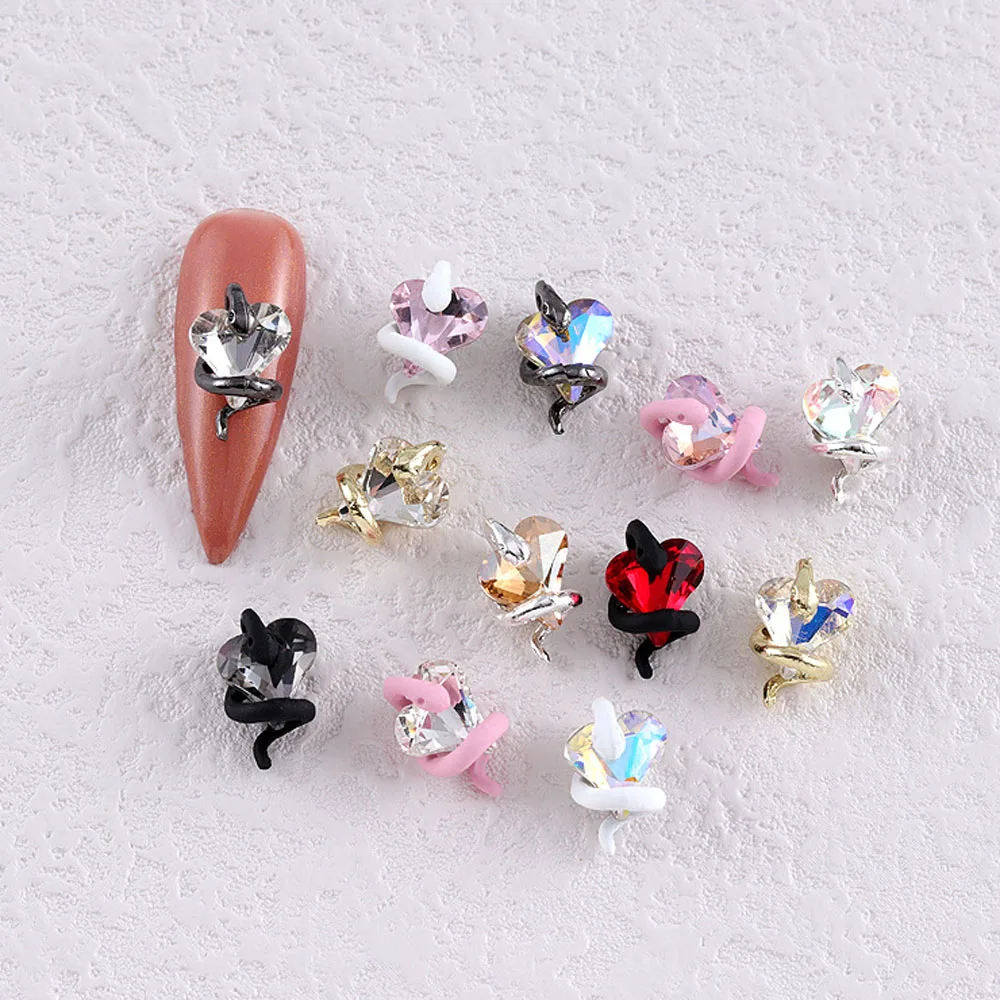 10Pcs Daimond Snake Crooked Heart Nail Art Charms 3D Alloy Snake Twists Around Crystal Decoration Luxury Nail Accessories Parts