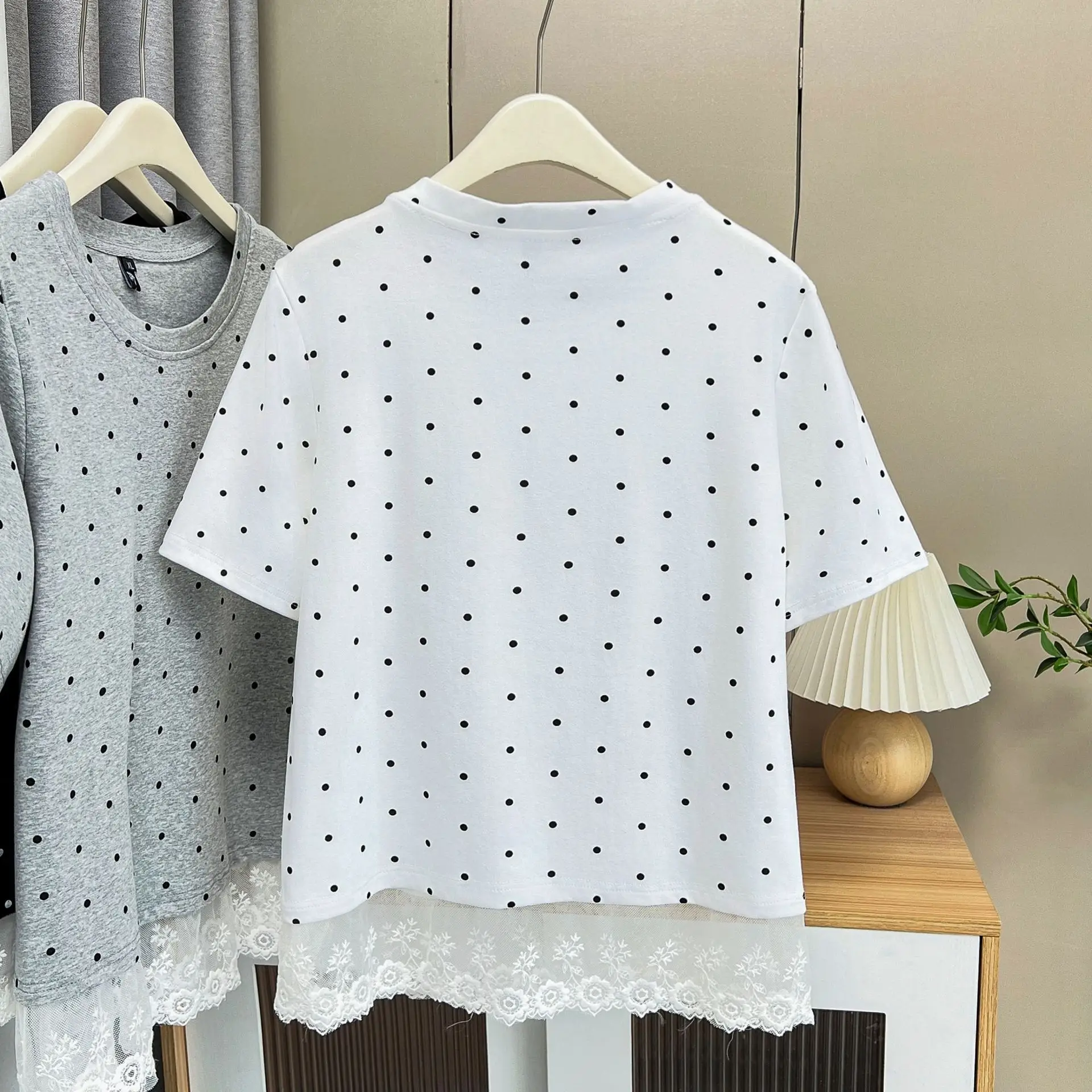 100kg Summer Top Temperament Casual Lace Hem Splicing Polka Dot Short Sleeve Tees Plus Size T-shirt Woman 2505